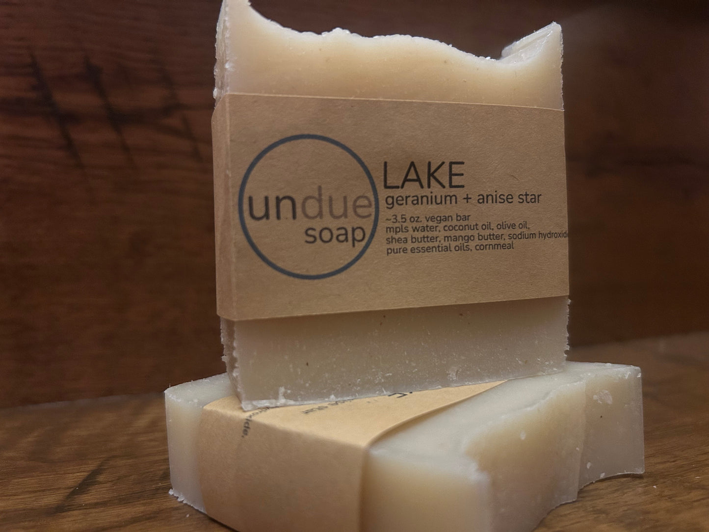 lake: geranium + anise star